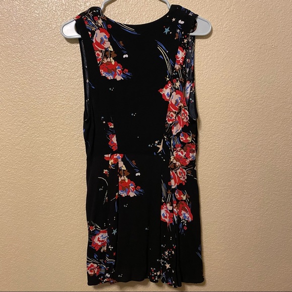 Free People sz M black v-neck wrap top - Picture 7 of 7